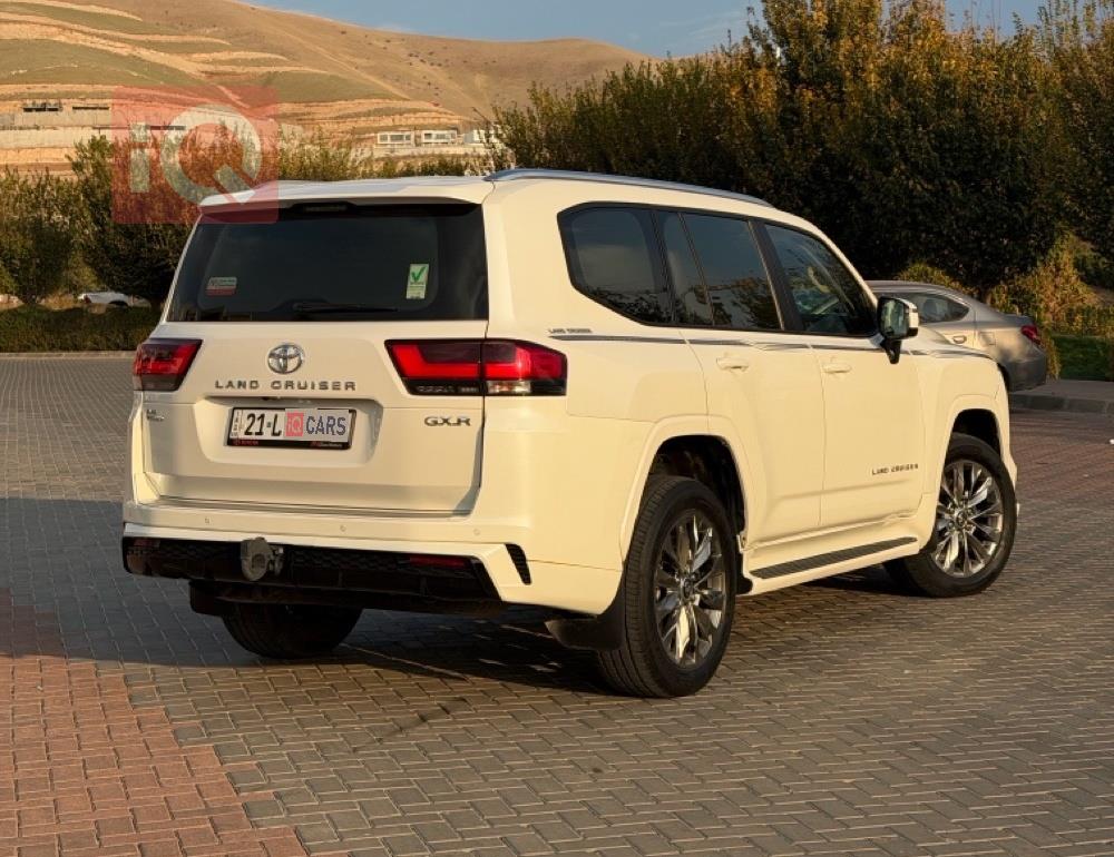 تويوتا لاندكروزر